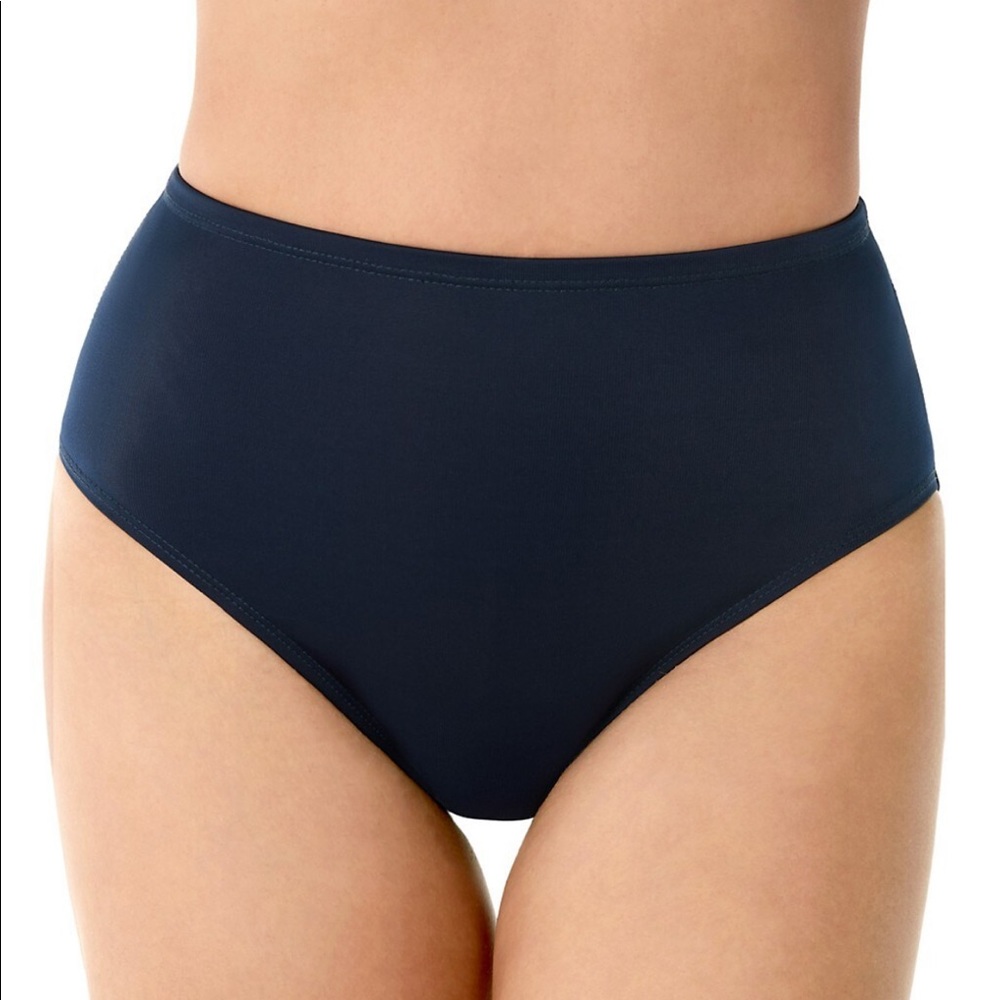NWT  MIRACLESUIT BASIC PANT